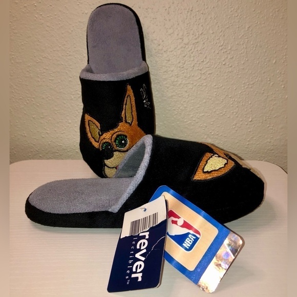 NBA San Antonio Spurs Coyote Slippers for Kids - Picture 3 of 7